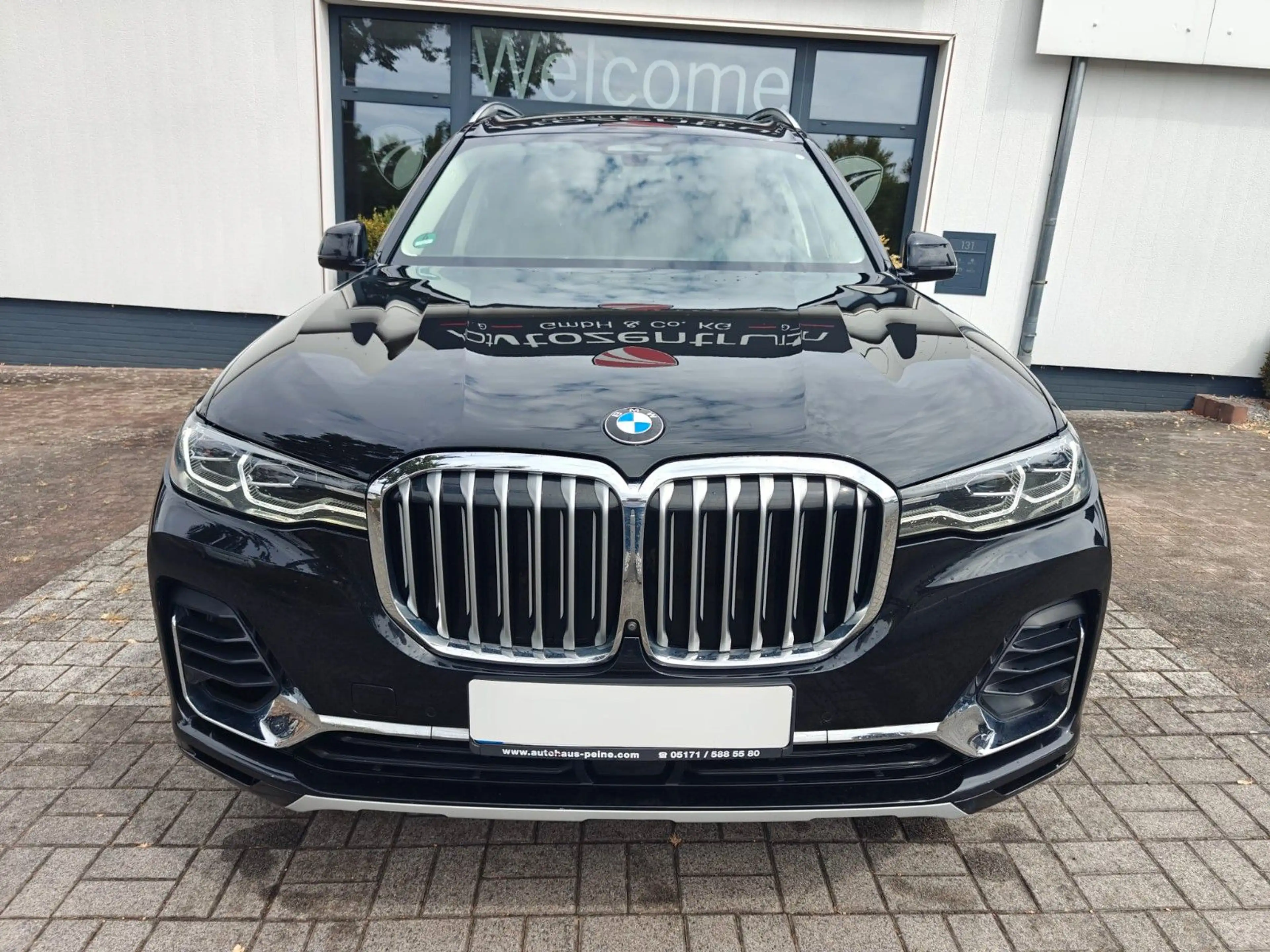 BMW X7 xDrive 30 d Design Pure Excellence — photo 2