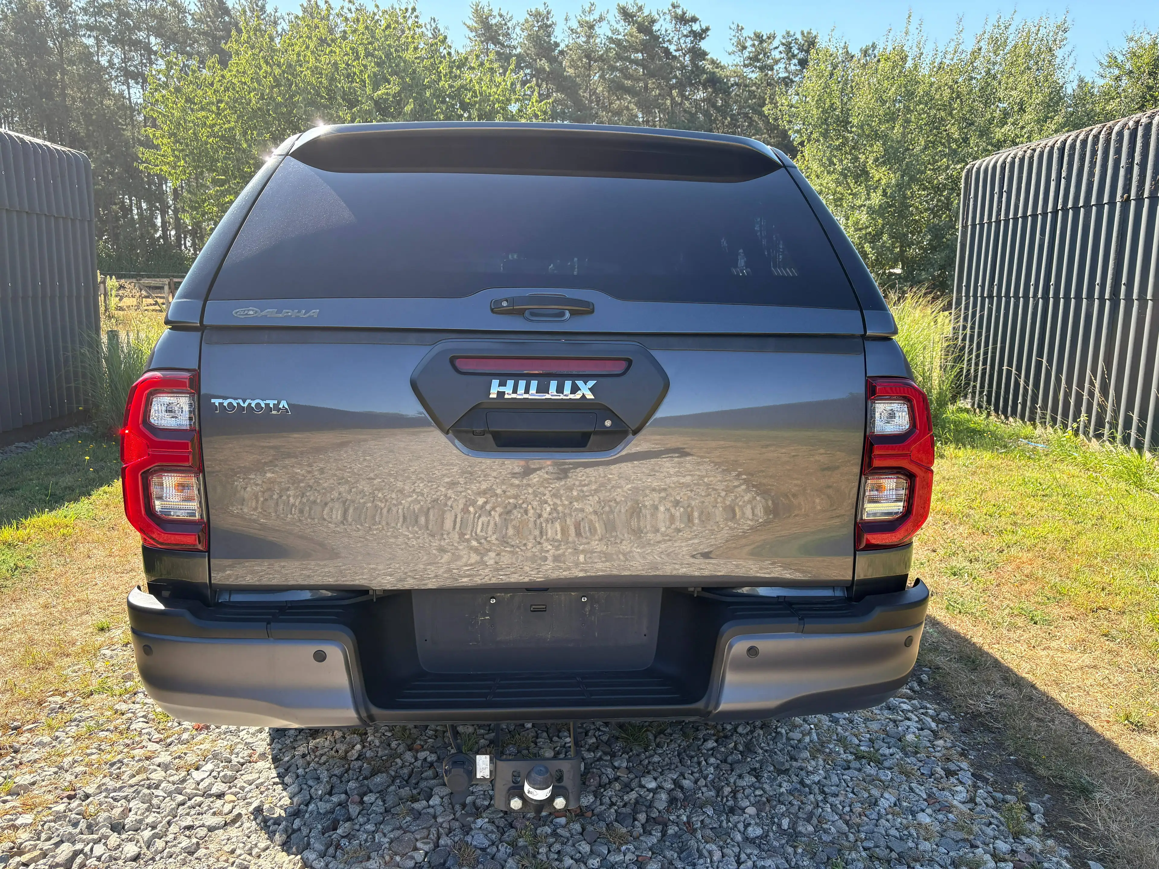 Toyota Hilux 2.8 D-4D*INVINCIBLE*GARANTIE TOYOTA*TVA DEDUCTIBLE*HARD-TOP*3.5 T*38.760 EUR+TVA — photo 4