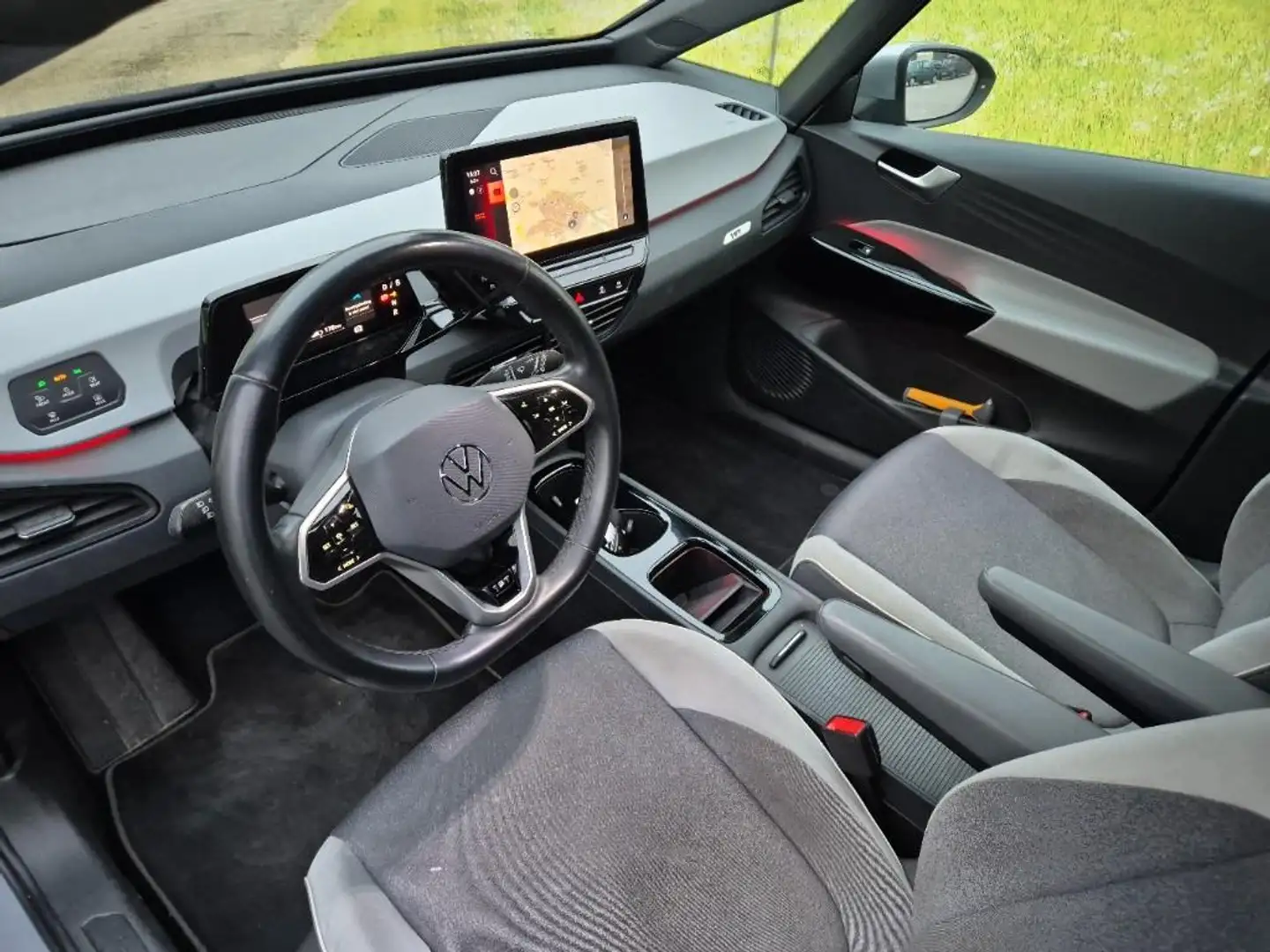 Volkswagen ID.3 First Plus 58 kWh Aut | ECC  | Stoelverw | Camera’ Grau - 2