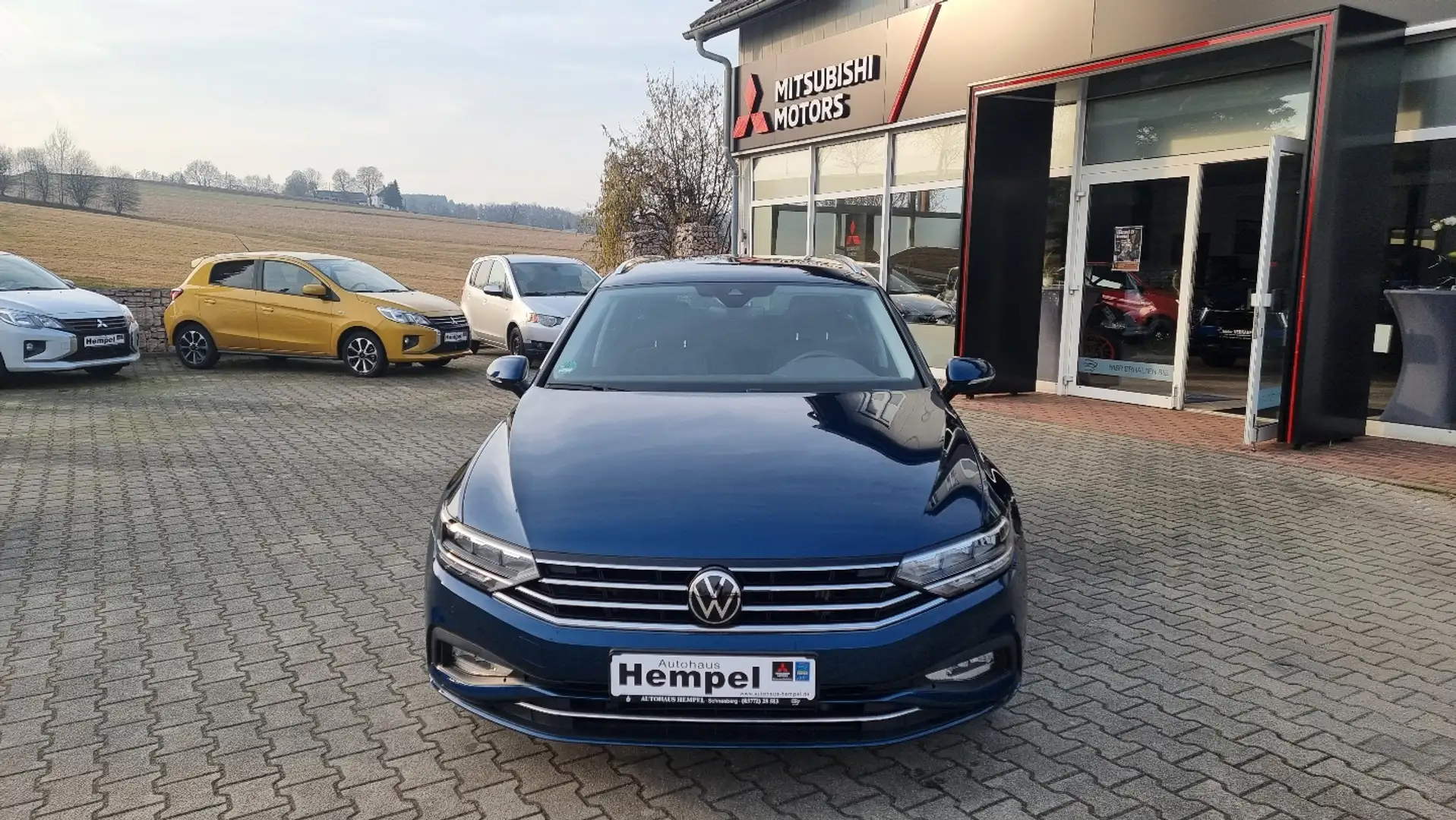 Volkswagen Passat Variant PASSAT VARIANT2.0 TDI NAVI LED Massage NP52.7EUR Bleu - 2