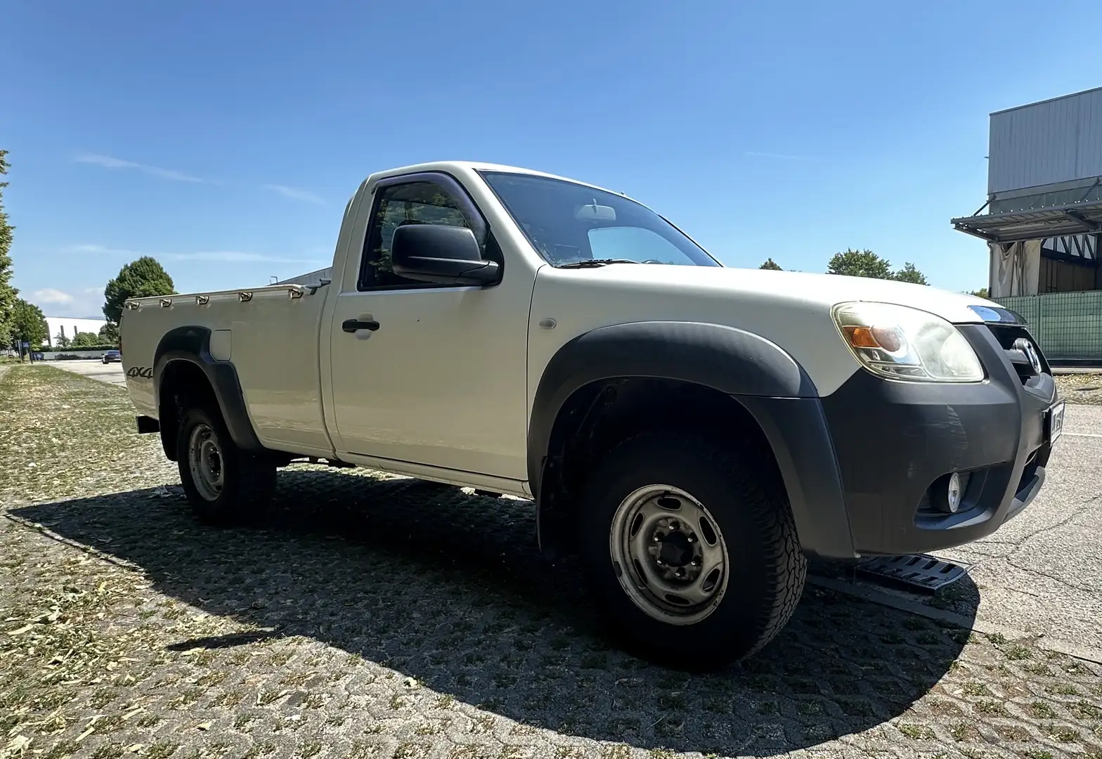 Mazda BT-50 2.5 td single cab Hot 143cv - 1