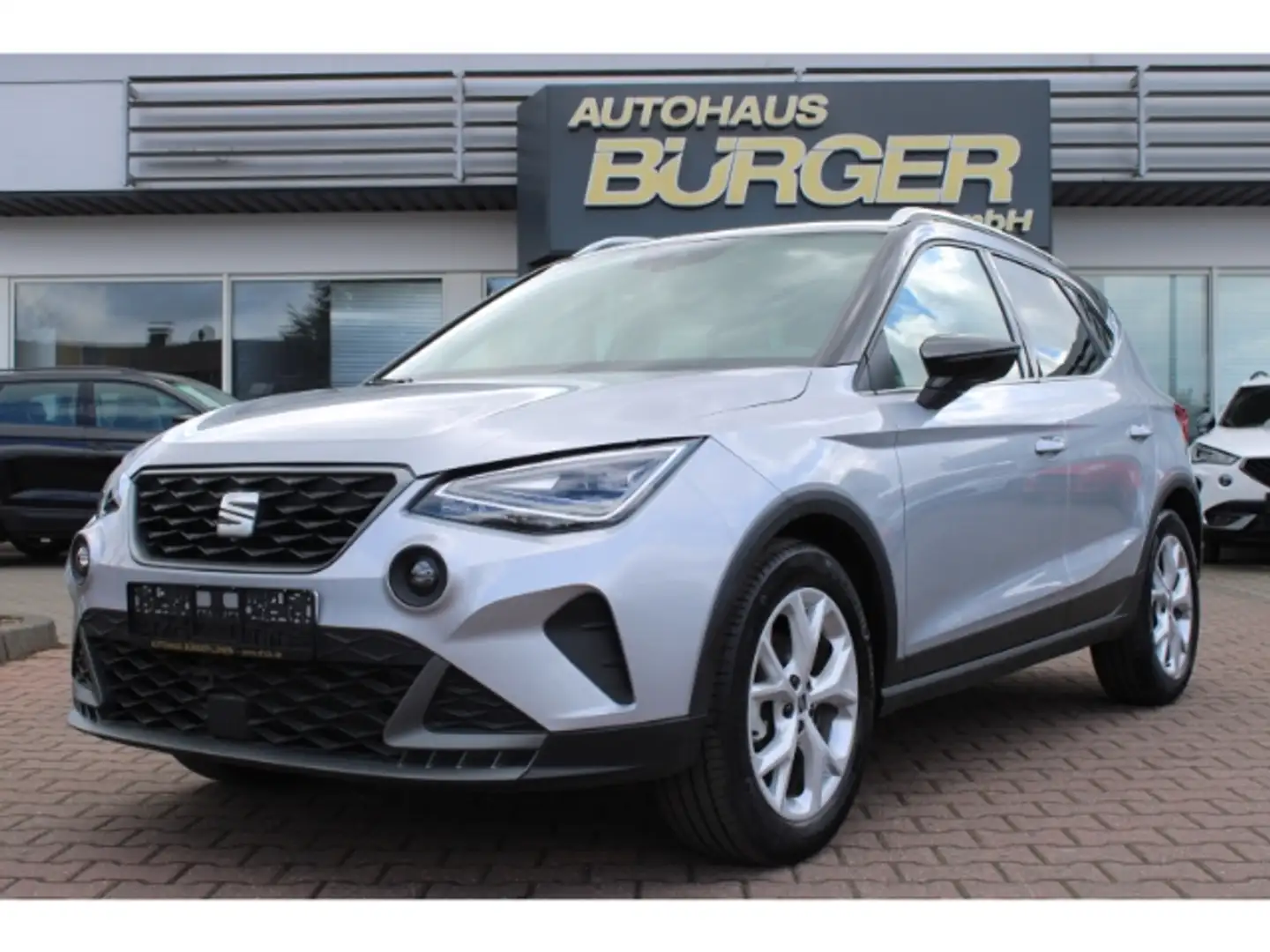SEAT Arona FR-Line 1.0 TSI Digitales Cockpit LED Apple CarPla Zilver - 1