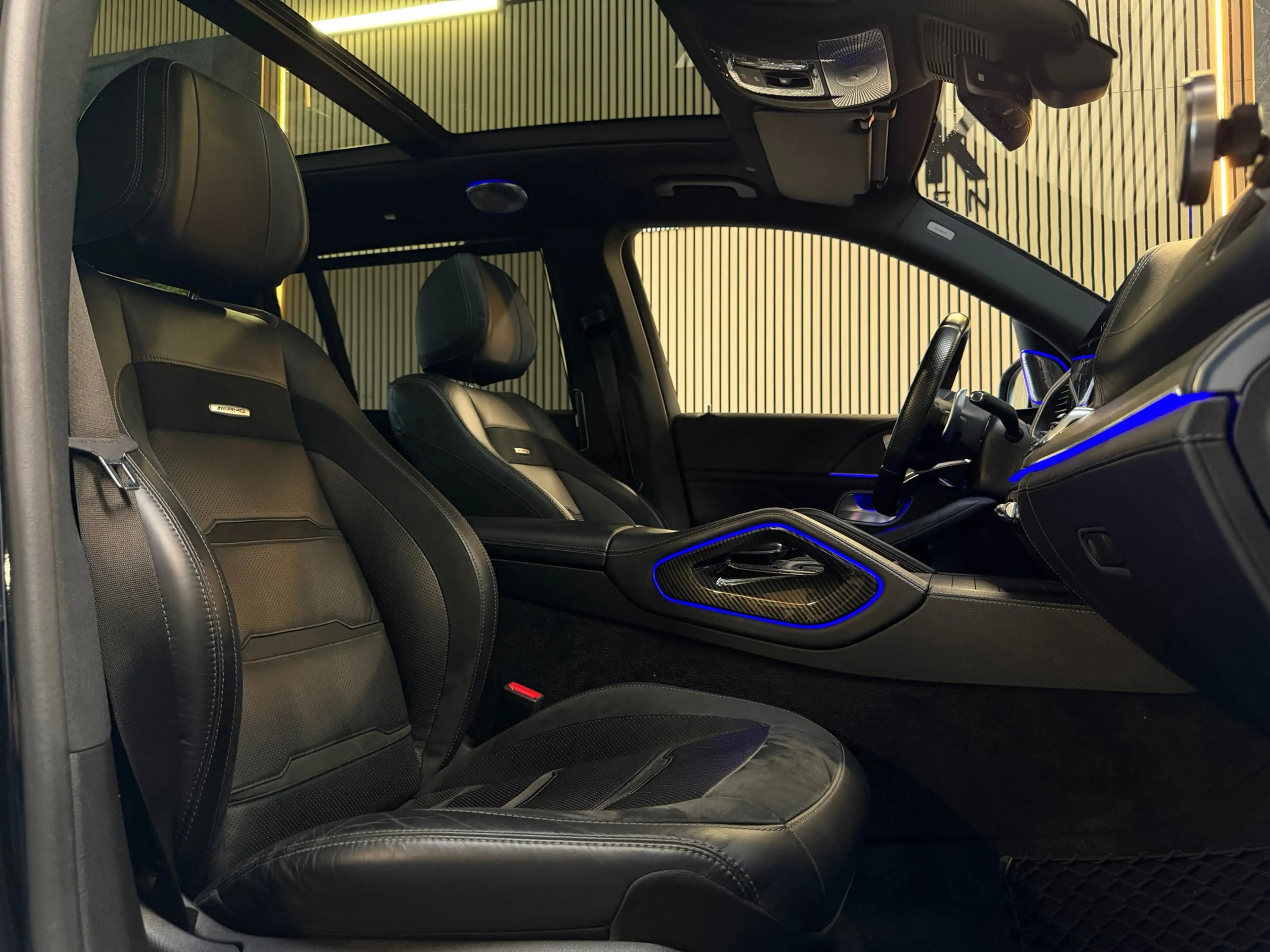 Mercedes-Benz GLS 63 AMG 4MATIC+ Premium Plus PANO|BURMESTER|MASSAGE|HuD|36 — photo 10