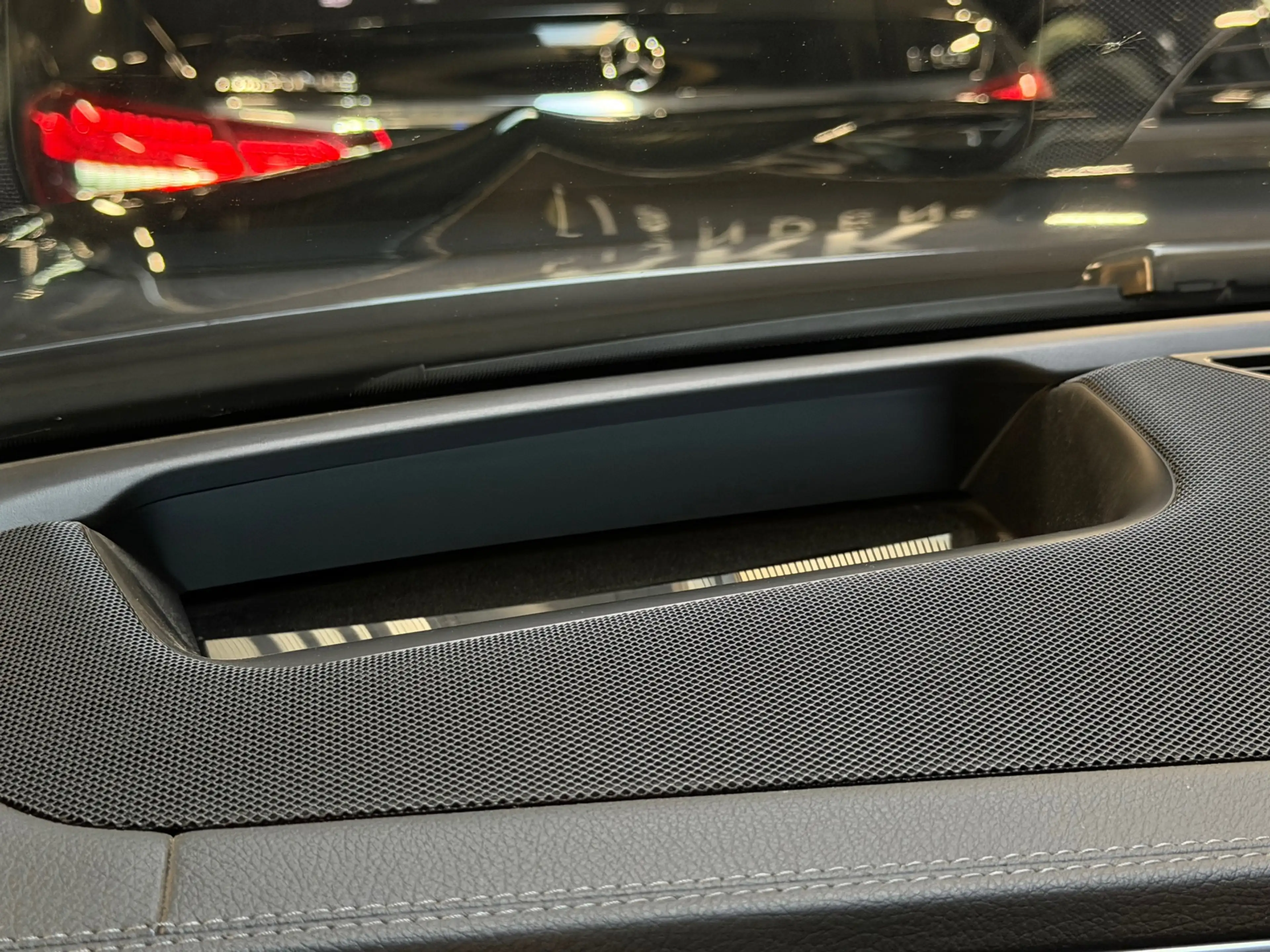 Mercedes-Benz GLS 63 AMG 4MATIC+ Premium Plus PANO|BURMESTER|MASSAGE|HuD|36 — photo 12