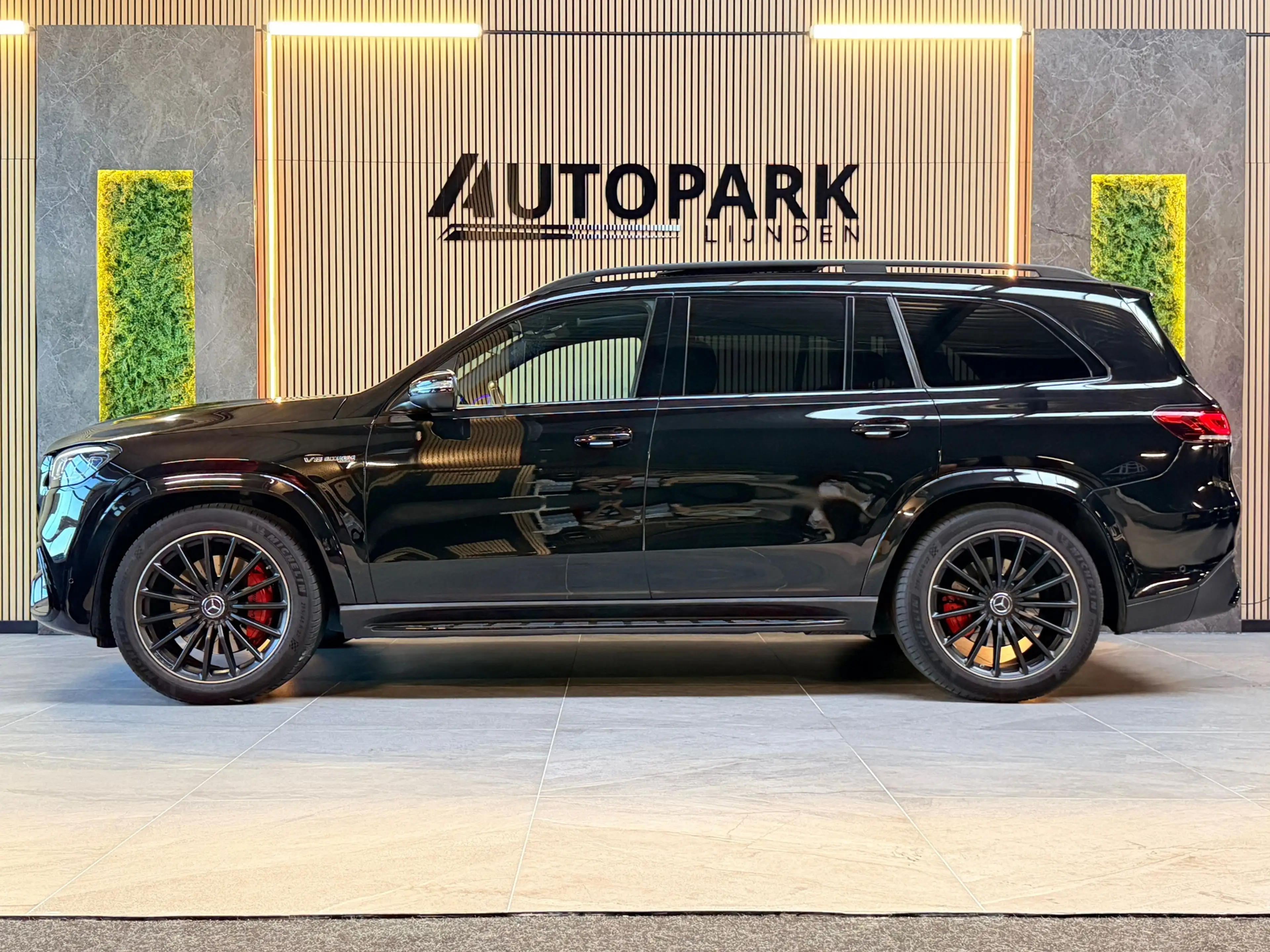 Mercedes-Benz GLS 63 AMG 4MATIC+ Premium Plus PANO|BURMESTER|MASSAGE|HuD|36 — photo 2