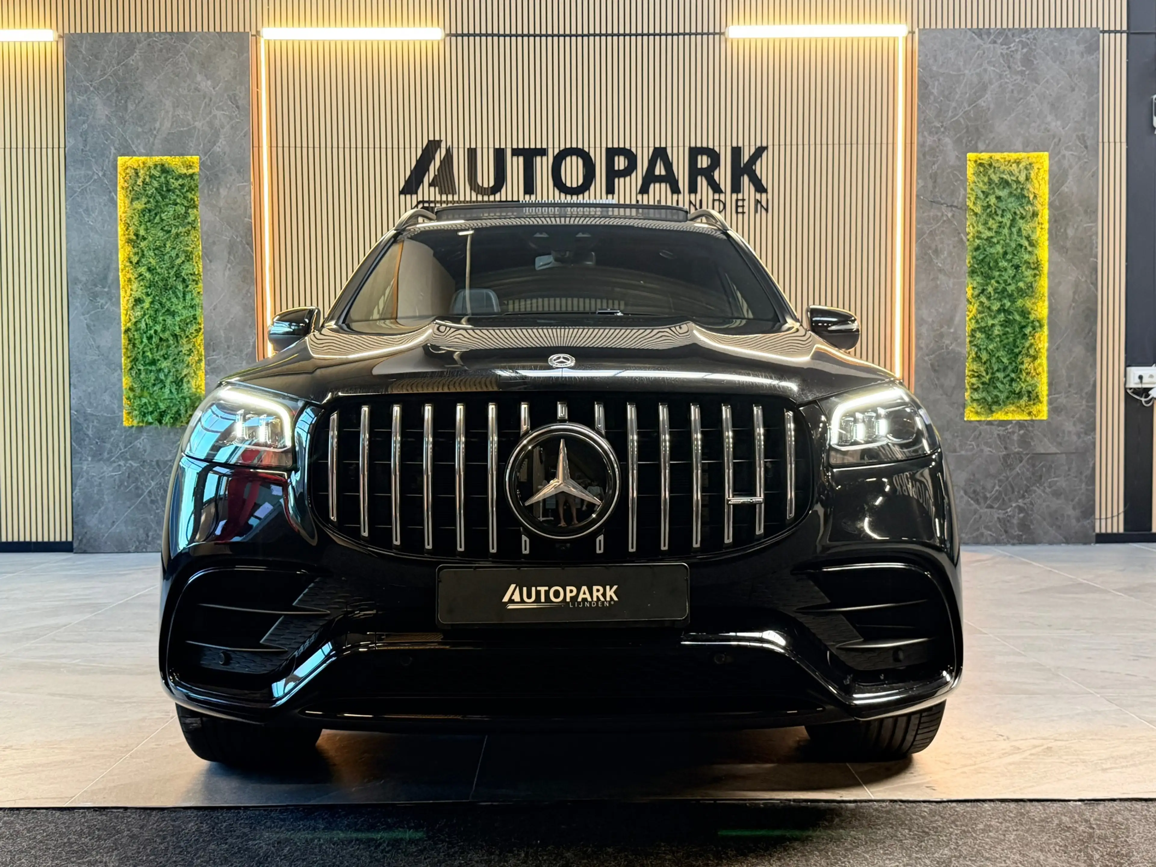 Mercedes-Benz GLS 63 AMG 4MATIC+ Premium Plus PANO|BURMESTER|MASSAGE|HuD|36 — photo 8