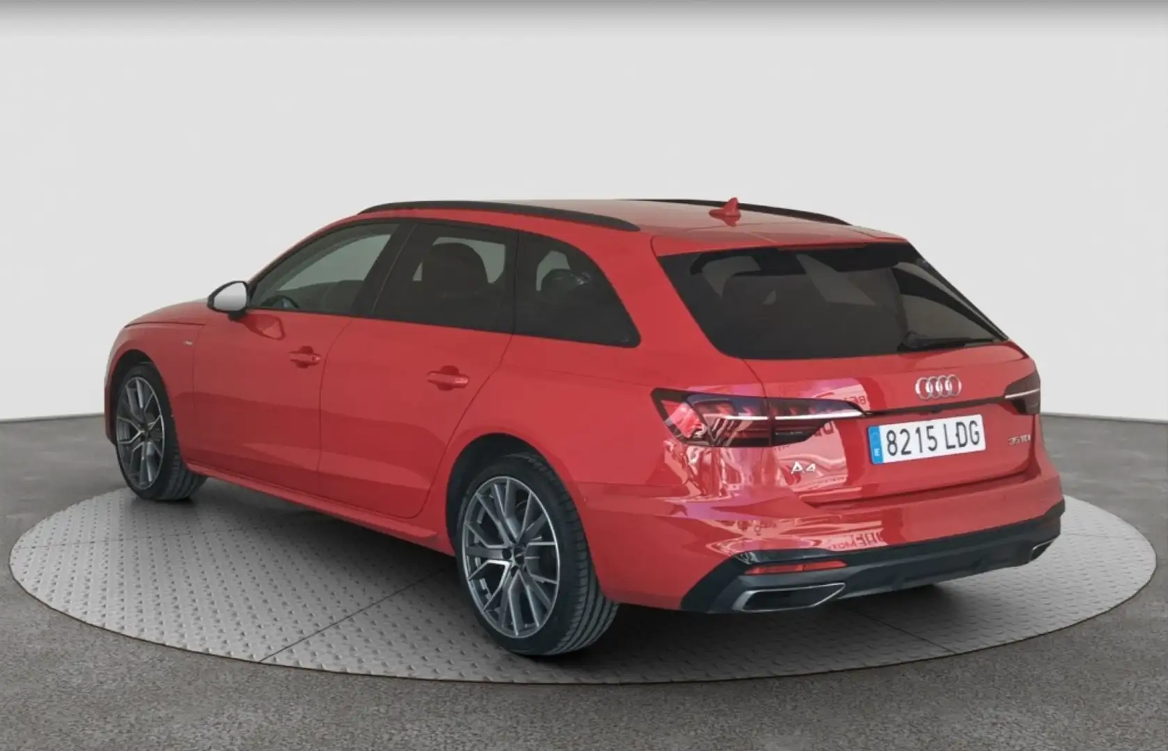 Audi A4 Avant 35 TDI S line S tronic 120kW Rojo - 2
