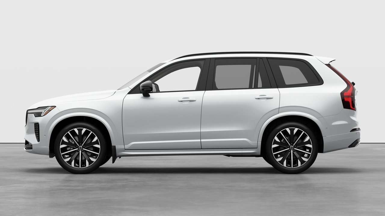 2026 Volvo XC90 Ultra 7-Seater (Dark Theme) thumb 8