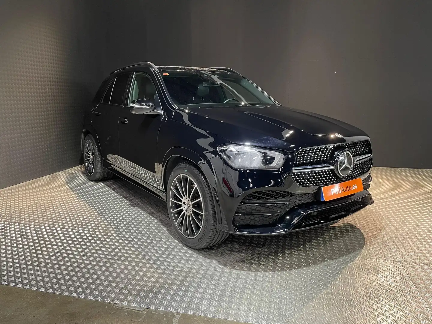 Mercedes-Benz GLE 350 350d 4Matic Aut. Zwart - 2