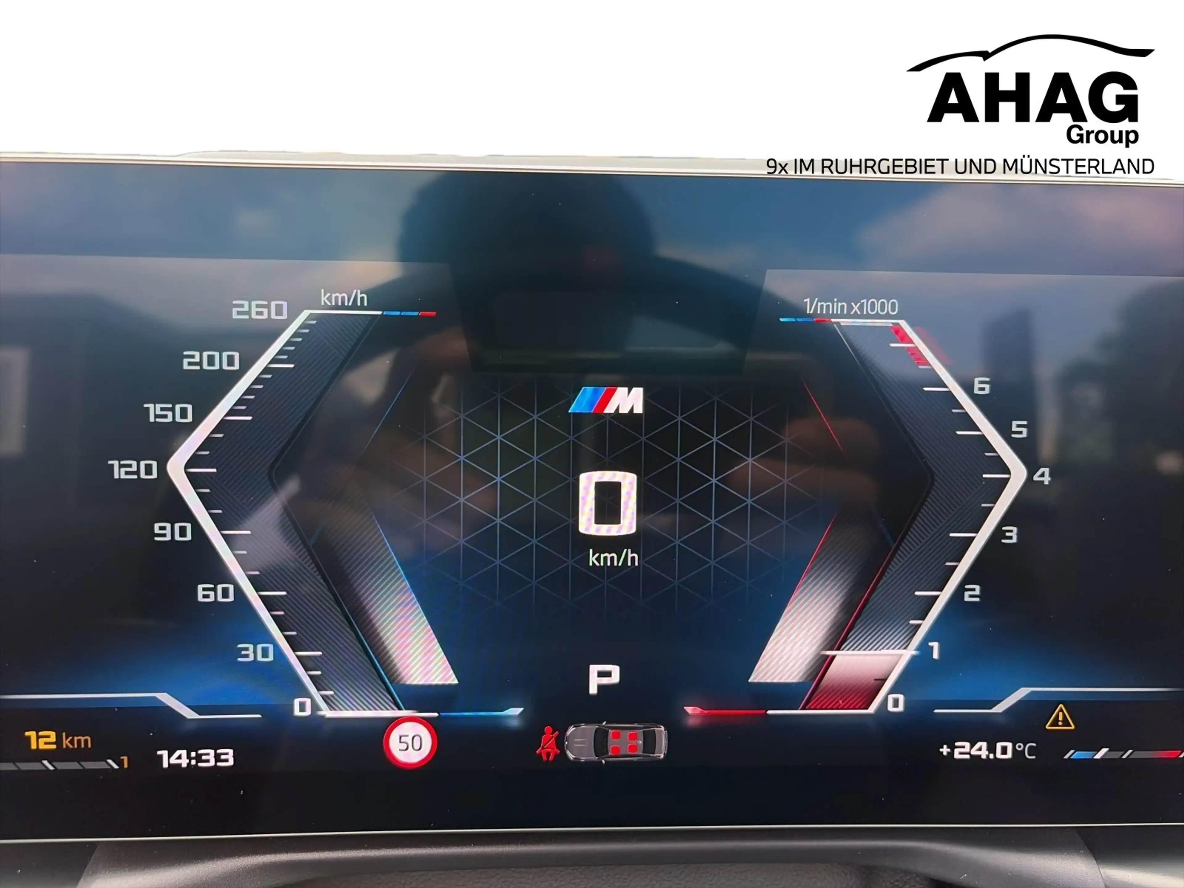BMW 440 M440i xDrive Cabrio — photo 11