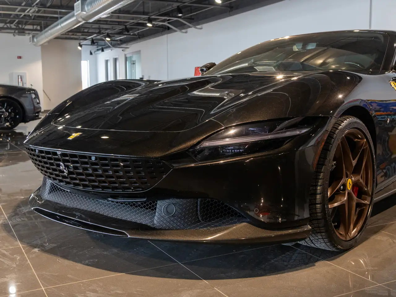 Ferrari Roma снимка Ferrari Roma