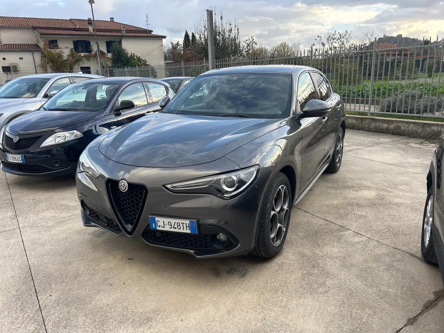 Alfa Romeo Stelvio My22 2.2 Turbo Diesel160 Cv Rwd Sprint Grau - 1