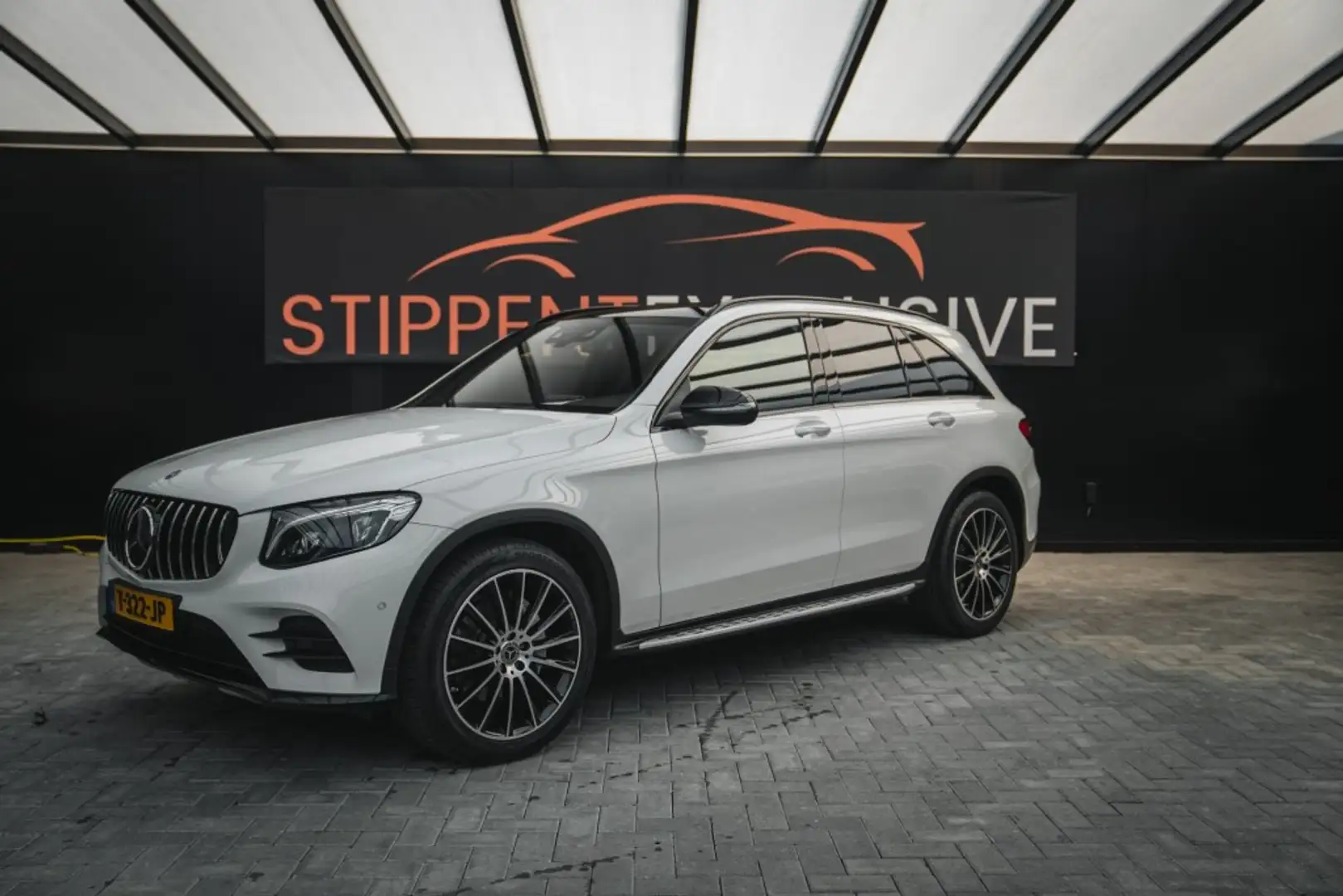 Mercedes-Benz 4MATIC, burmester, Lane assist, Stoelverw, Wit - 1