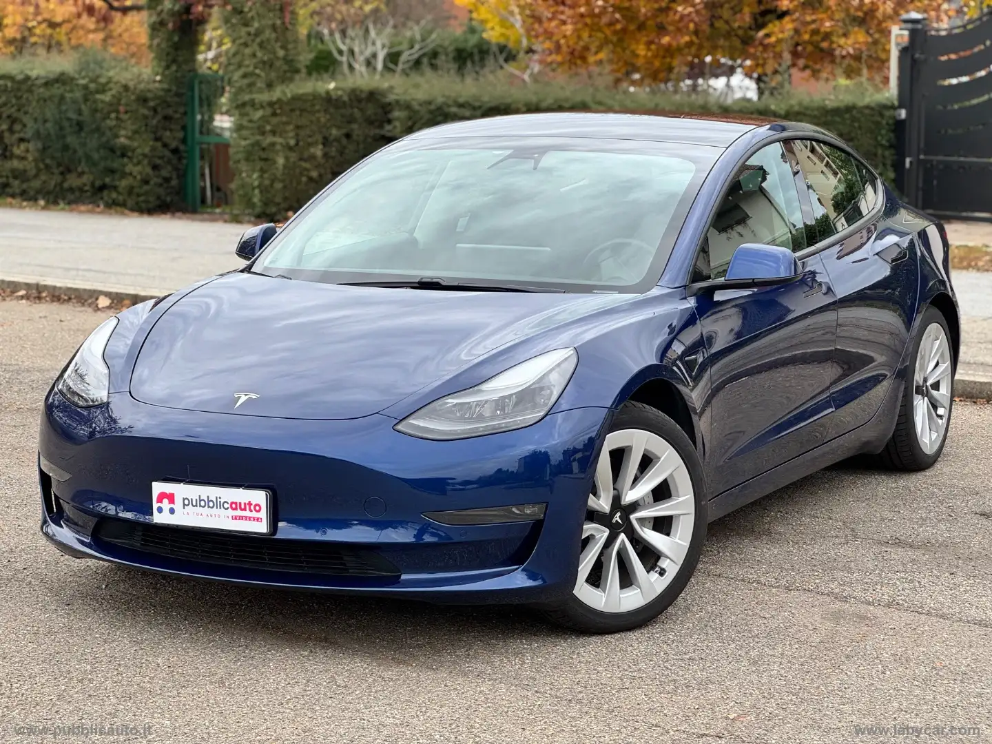 Tesla Model 3 Long Range Dual Motor AWD Blauw - 1