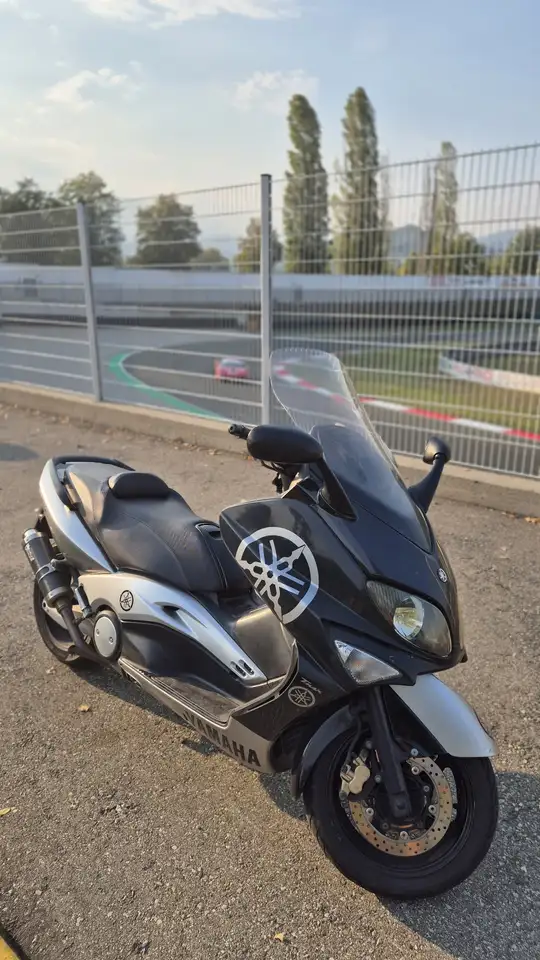 Yamaha Tmax 500