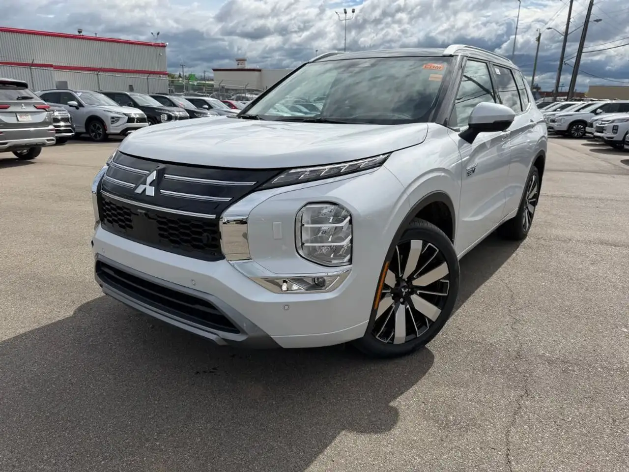 2026 Mitsubishi Outlander
