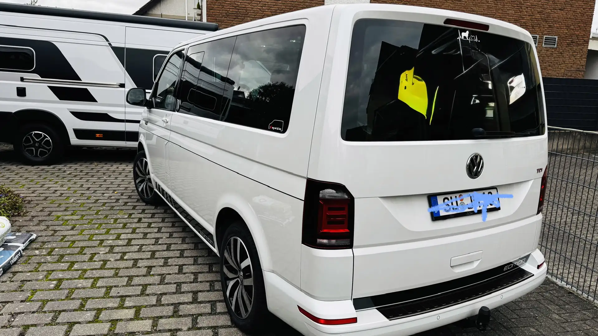 Volkswagen T6 Multivan Multivan Edition Weiß - 2