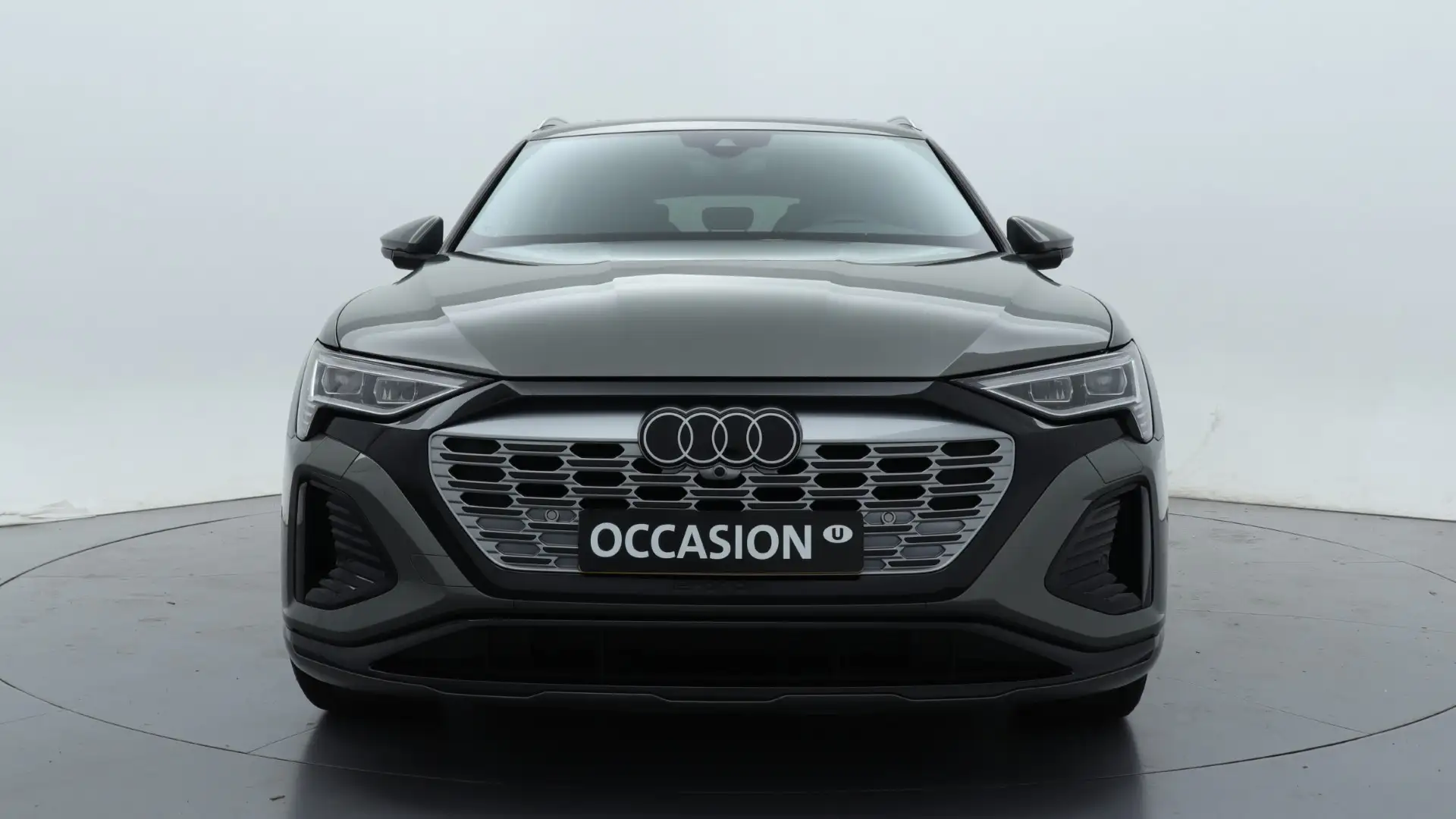 Audi Q8 e-tron 55 quattro S Edition 115 kWh Panoramadak | B&O | L Gris - 2
