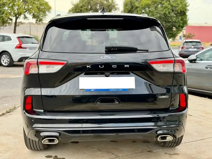 Ford Kuga 2023, foto 6