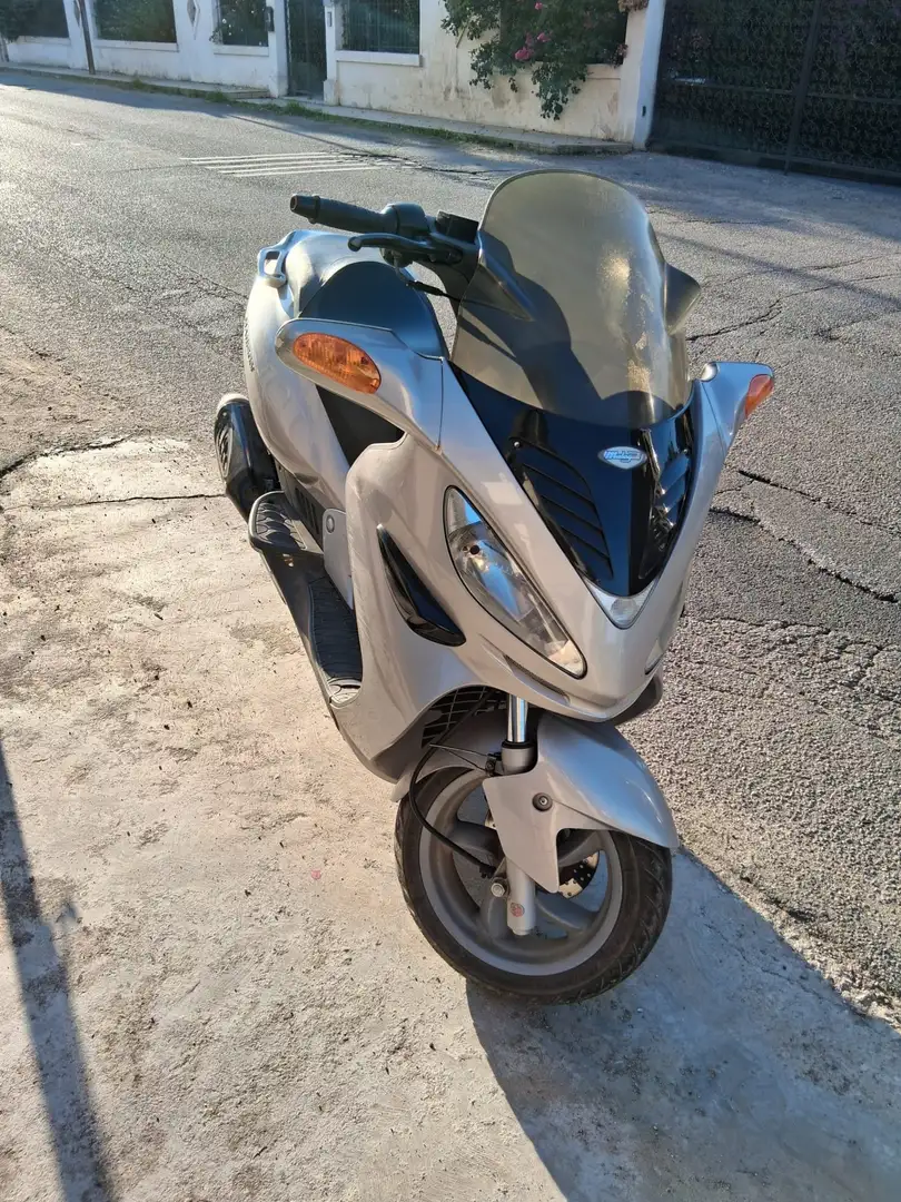 Malaguti Madison 125 siva - 1