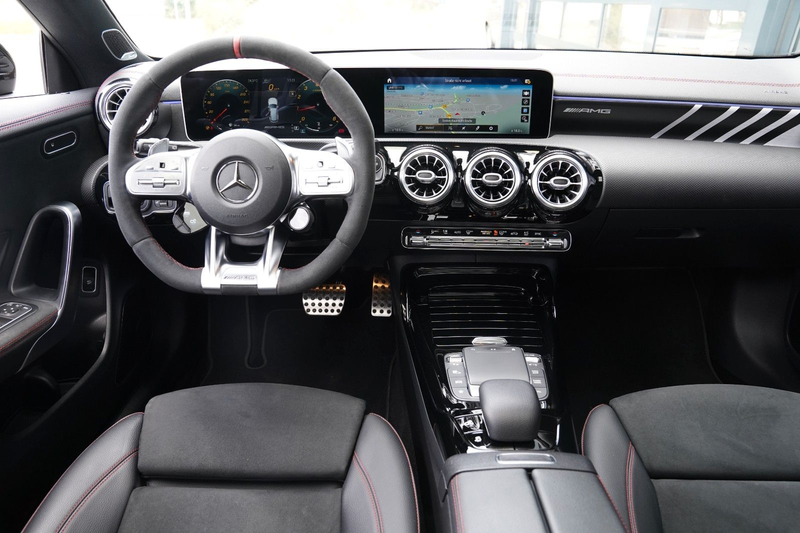 Mercedes-Benz CLA 45 AMG CLA 45 S AMG 4M SB MBUX MBeam Pano Burm Dist AHK — photo 12