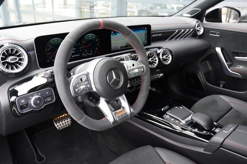 Mercedes-Benz CLA 45 AMG CLA 45 S AMG 4M SB MBUX MBeam Pano Burm Dist AHK — photo 11