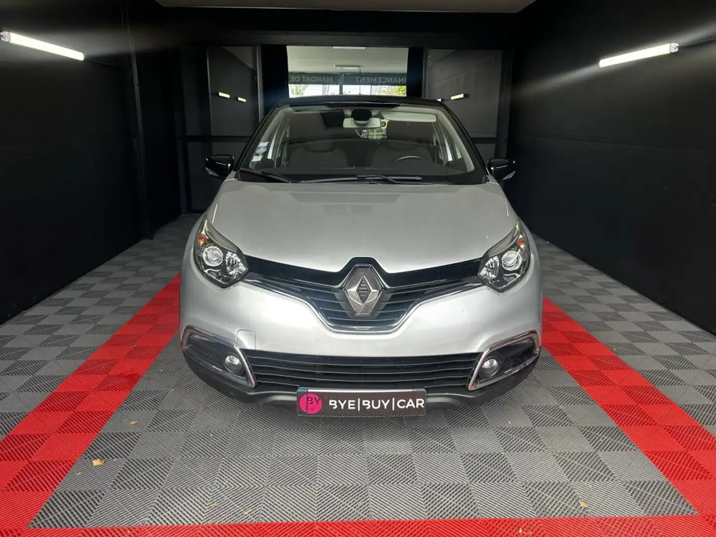 Renault Captur 1.2 Energy TCe  120ch BV EDC  SUV - Garantie 12 mois Gris - 2