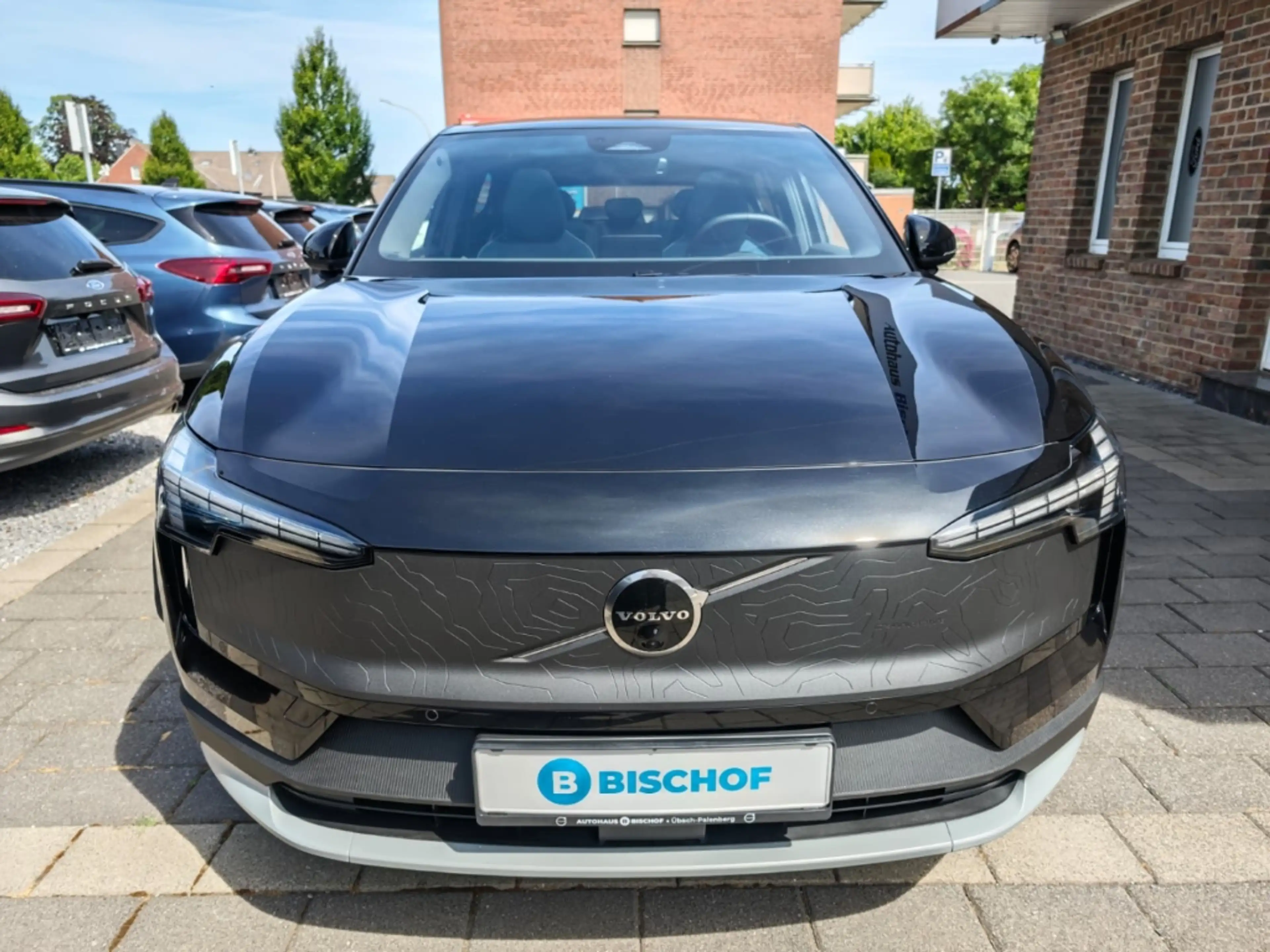 Volvo EX30 Twin AWD Ultra Cross Country 360 Pano Memory Sitze — photo 3