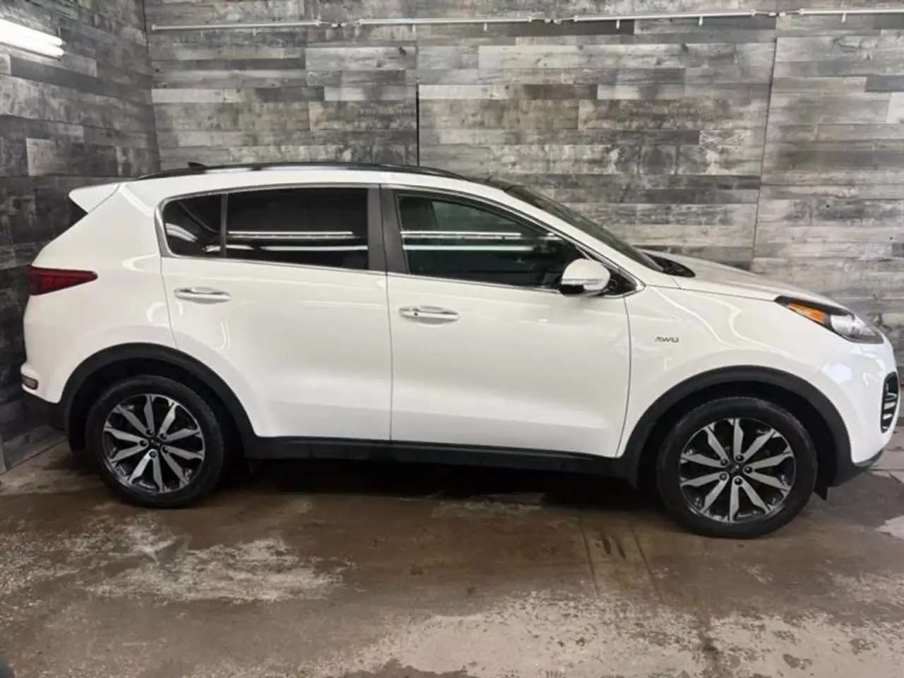 Kia Sportage снимка Kia Sportage