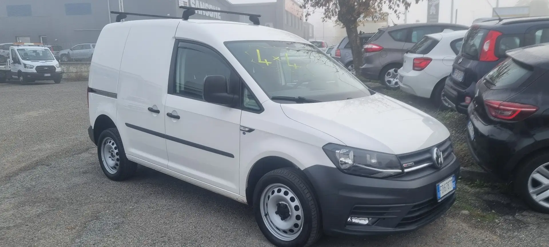 Volkswagen Caddy 2.0 tdi Van 4 Motion 4x4 Bianco - 2