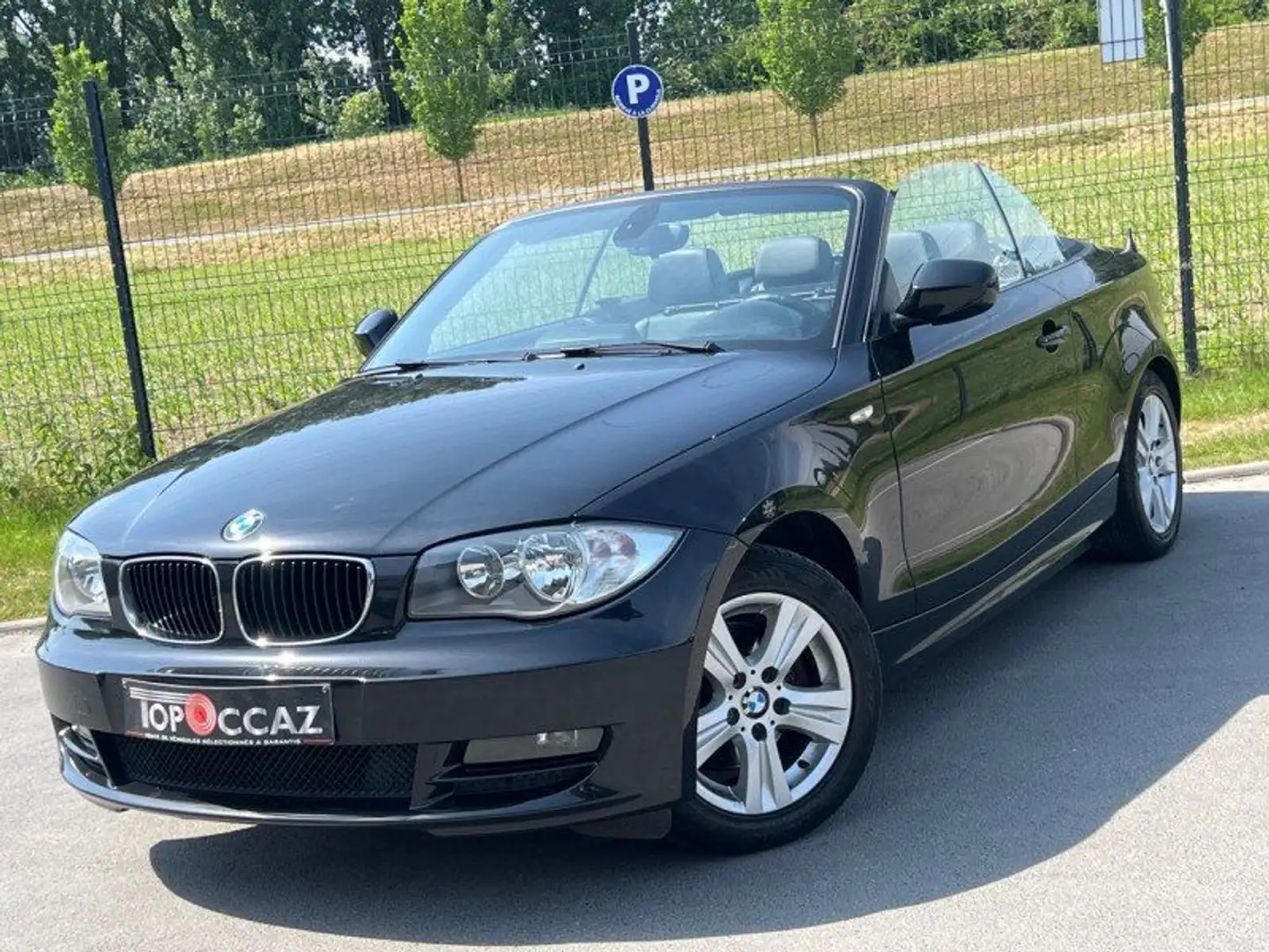 BMW 120 CABRIOLET (E88) 120D 163CH SPORT DESIGN * 146.000KM * CUIR * GPS * JANTES ALU Noir - 1