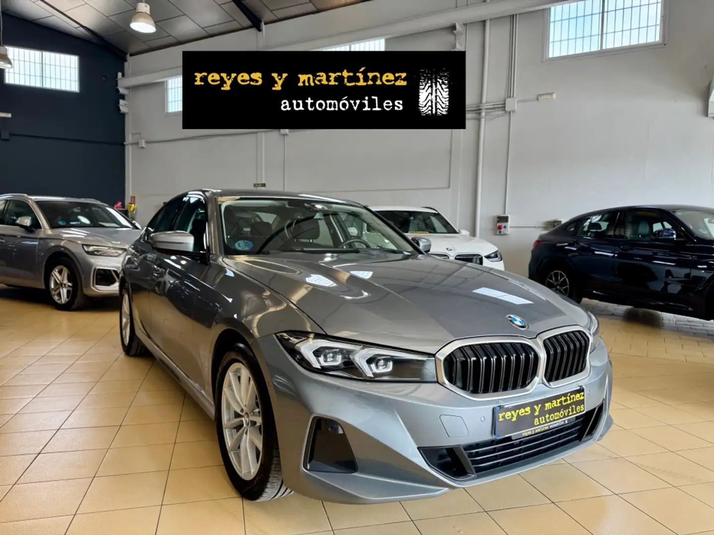 BMW 320 320dA Gris - 2