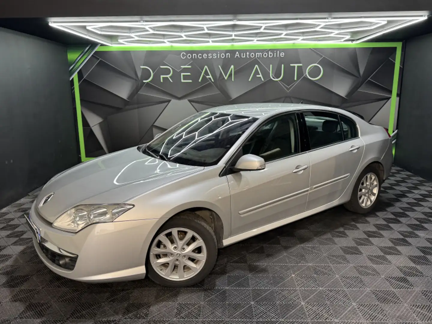 Renault Laguna 1.5 DCI 110CH EXPRESSION ECO² - 1