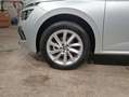 Skoda Kamiq Selection Advanced 1.0 TSI 85kW (116 CV) Manual 6 Plateado - thumbnail 3