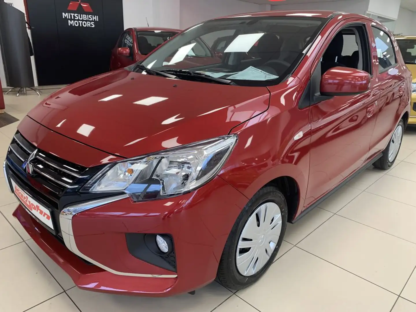 Mitsubishi Space Star 1.2 Select Rouge - 2