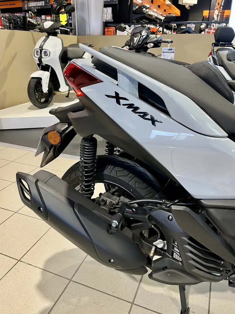 Yamaha X-Max 125 Grau - 2