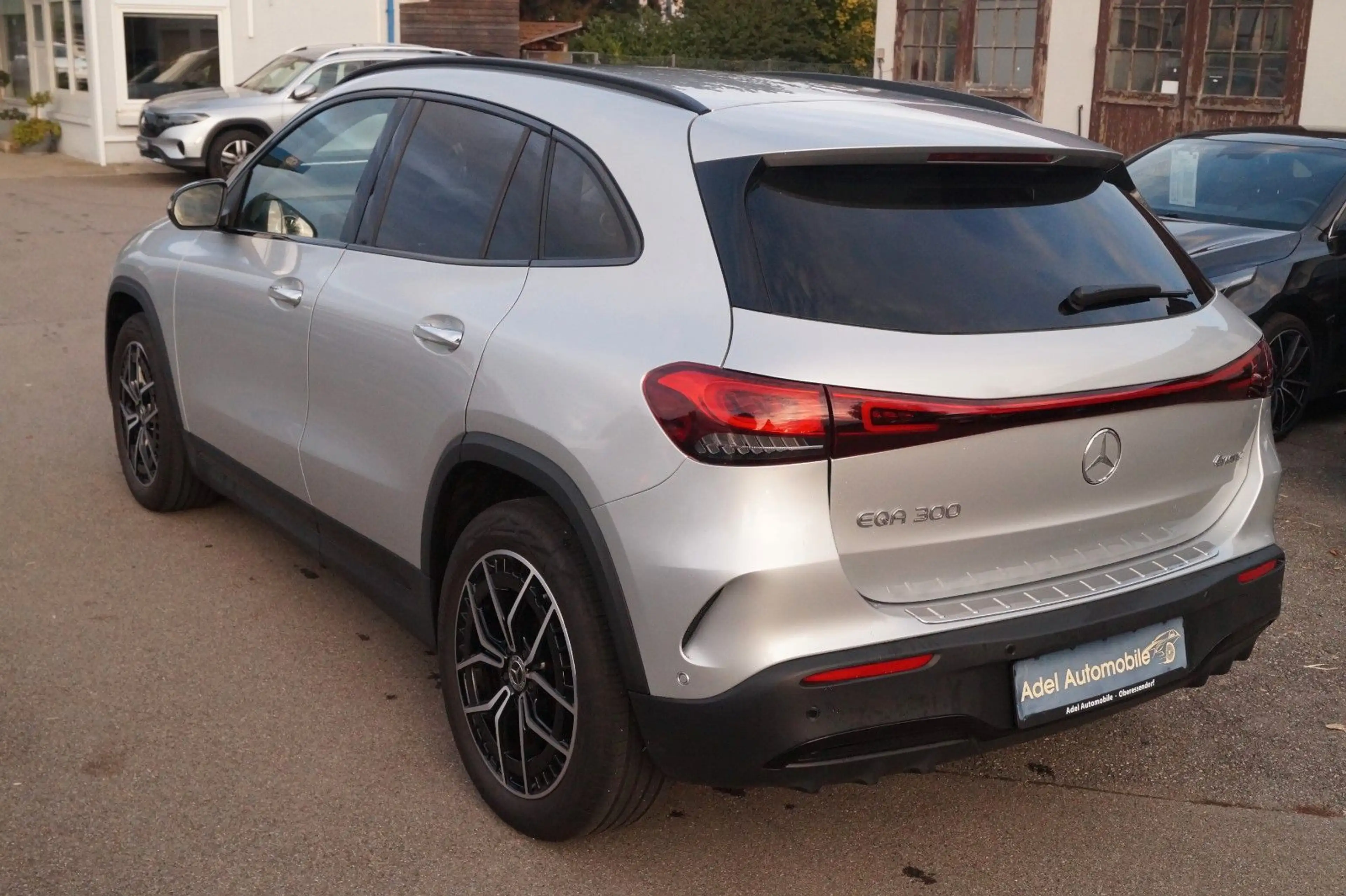 Mercedes-Benz EQA 300 4Matic AMG HUD MBUX BURMESTER — photo 9