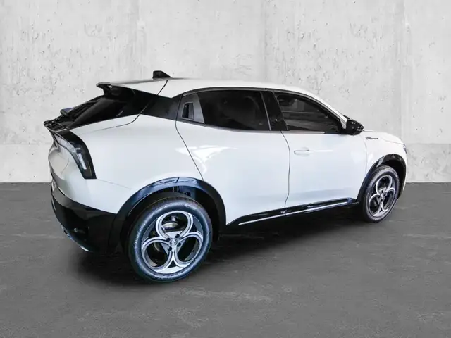 Alfa Romeo Junior view 2