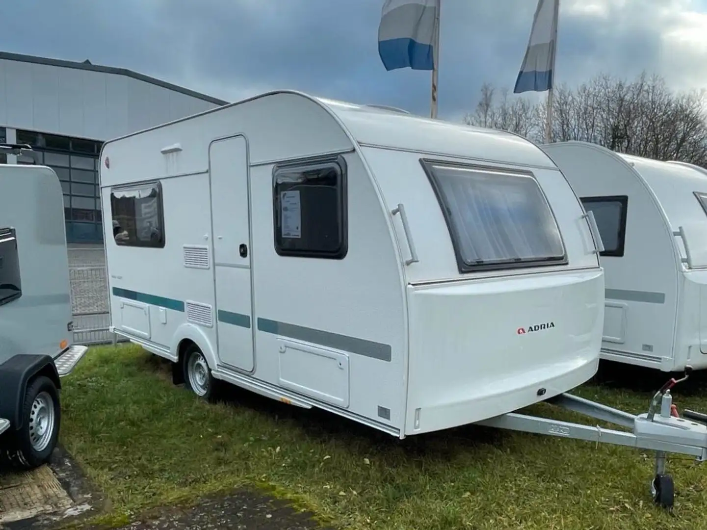 Adria Aviva 422PY Weiß - 1