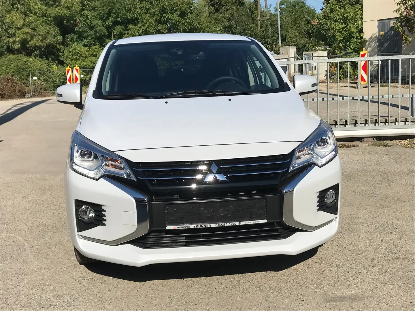 Mitsubishi Space Star 1,2 MIVEC Diamond AS&G Aut. Weiß - 2