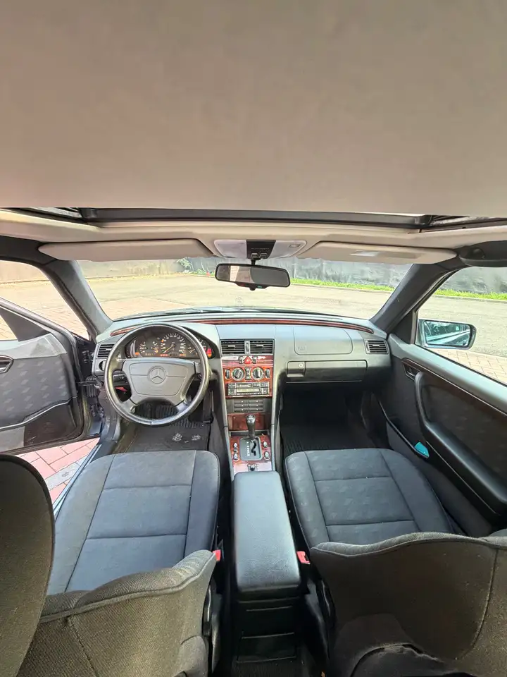 Mercedes-Benz C 220 Elegance, foto 3