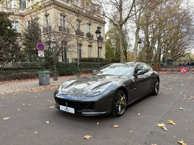 Ferrari GTC4 Lusso