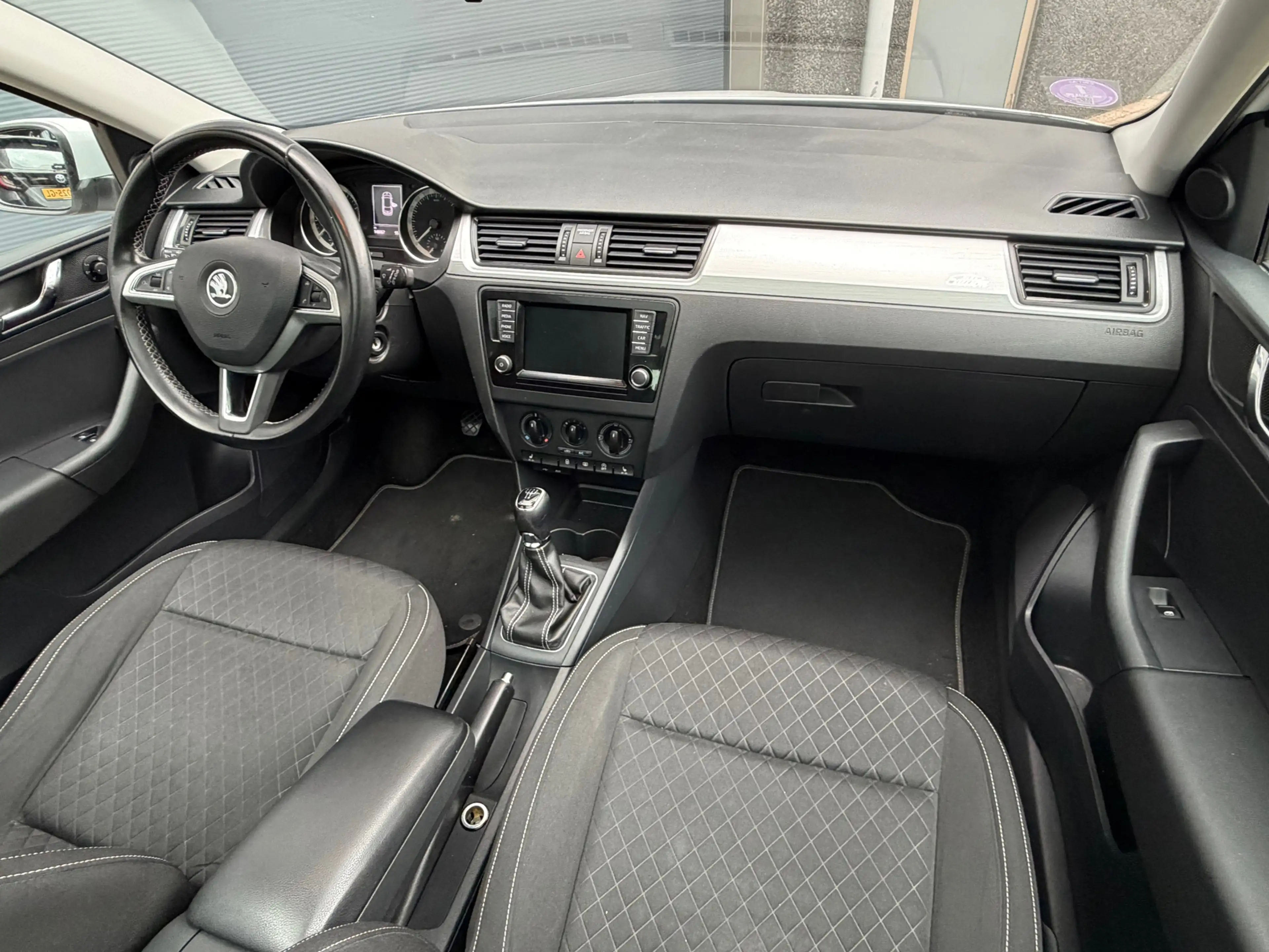 Skoda Rapid/Spaceback 1.2 TSI Greentech Edition bj.2016 Pano|Navi|Cc|Pdc — photo 9