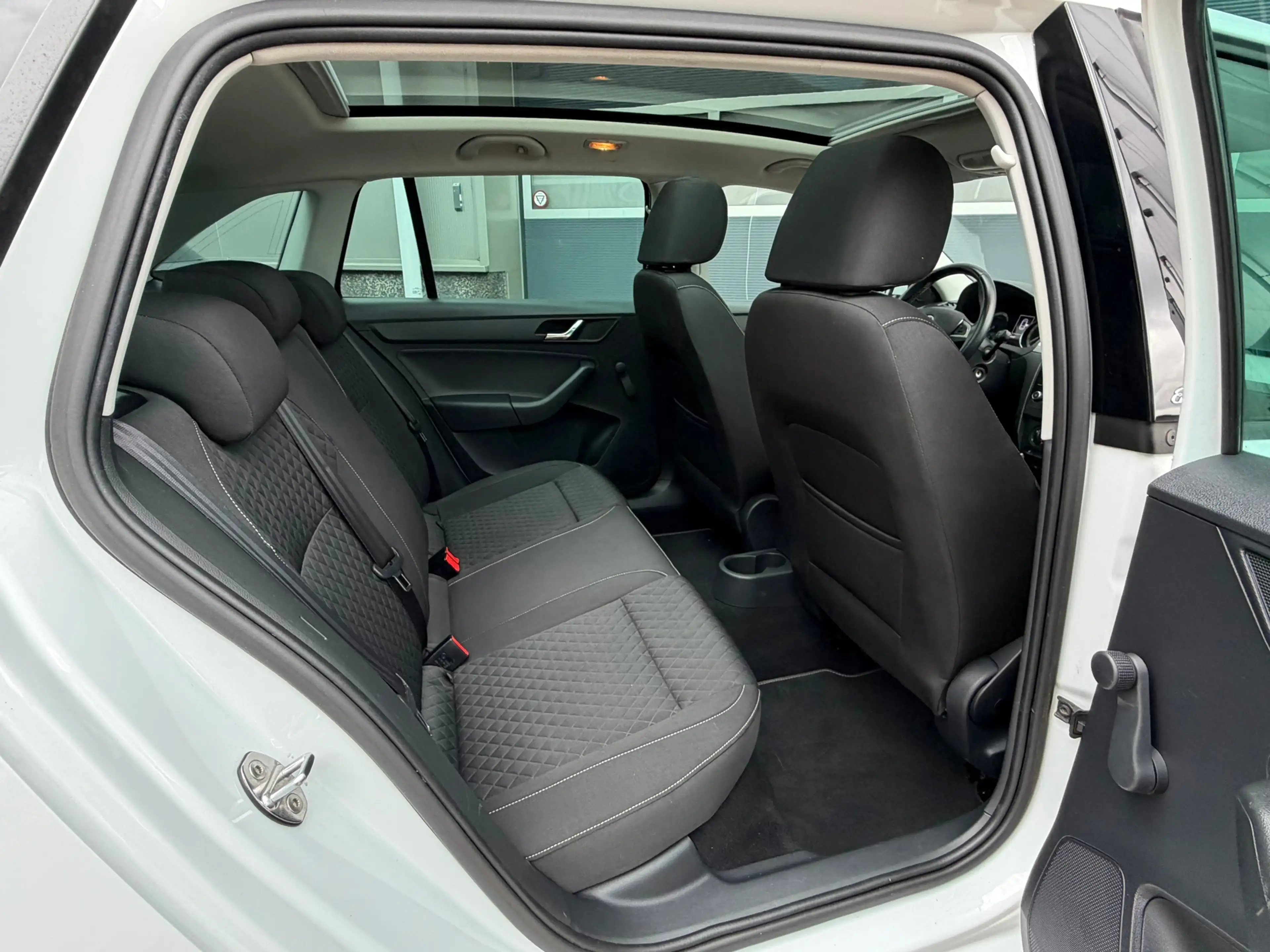 Skoda Rapid/Spaceback 1.2 TSI Greentech Edition bj.2016 Pano|Navi|Cc|Pdc — photo 12