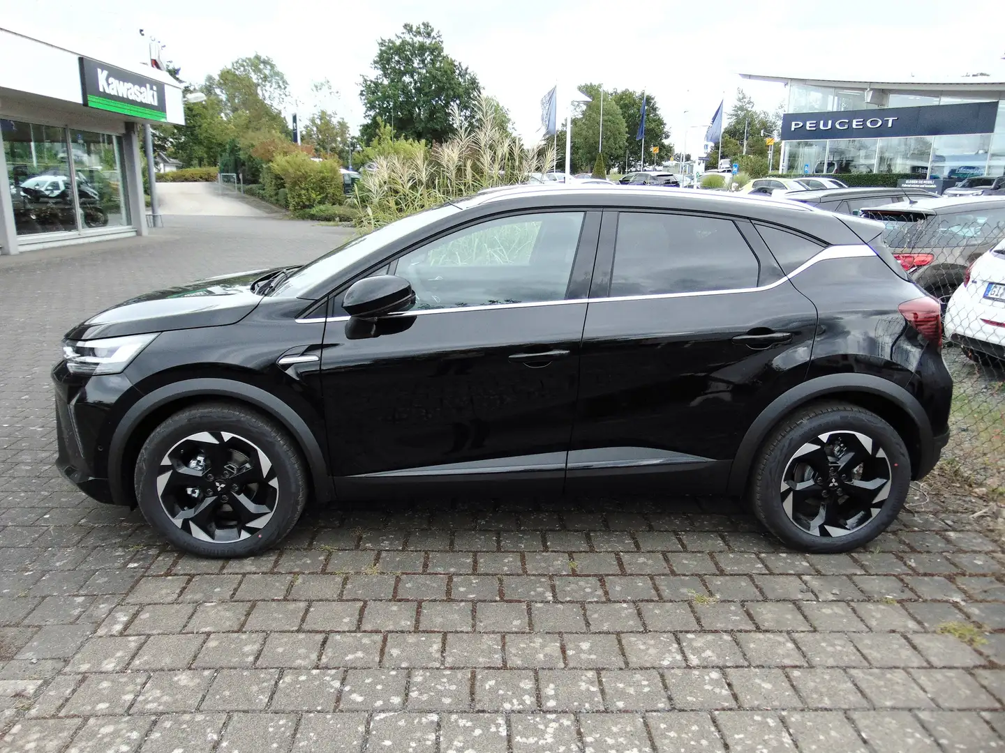 Mitsubishi ASX EDITION 1.3 T-Benziner 7-DCT Schwarz - 2