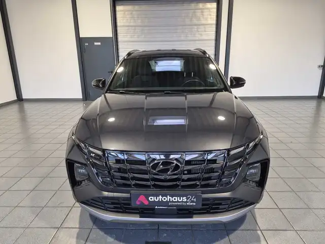Hyundai Tucson view 2