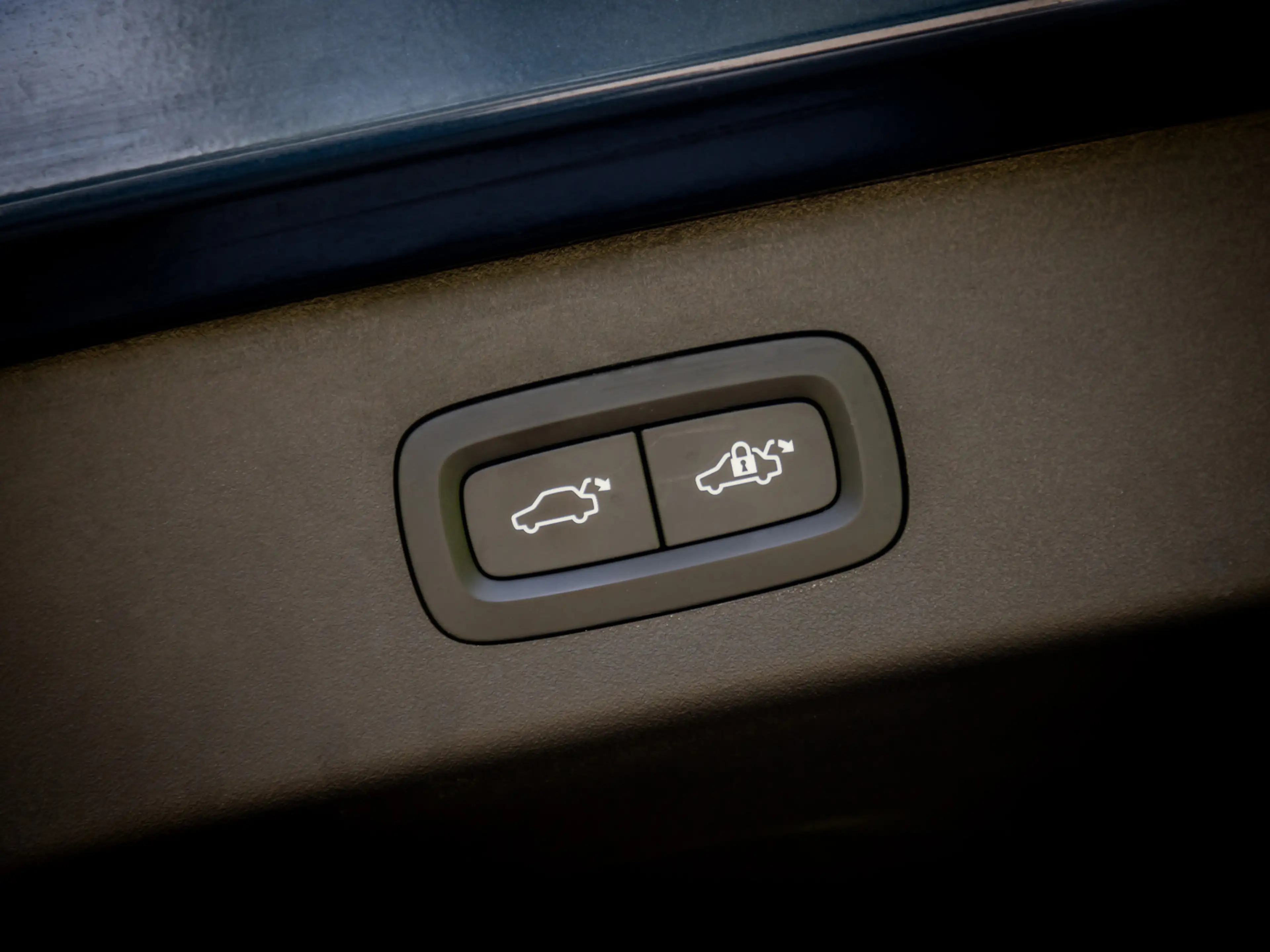 Lynk & Co 01 1.5 Plug-In Hybrid 262pk BLACKED OUT | 360 Camera — photo 30