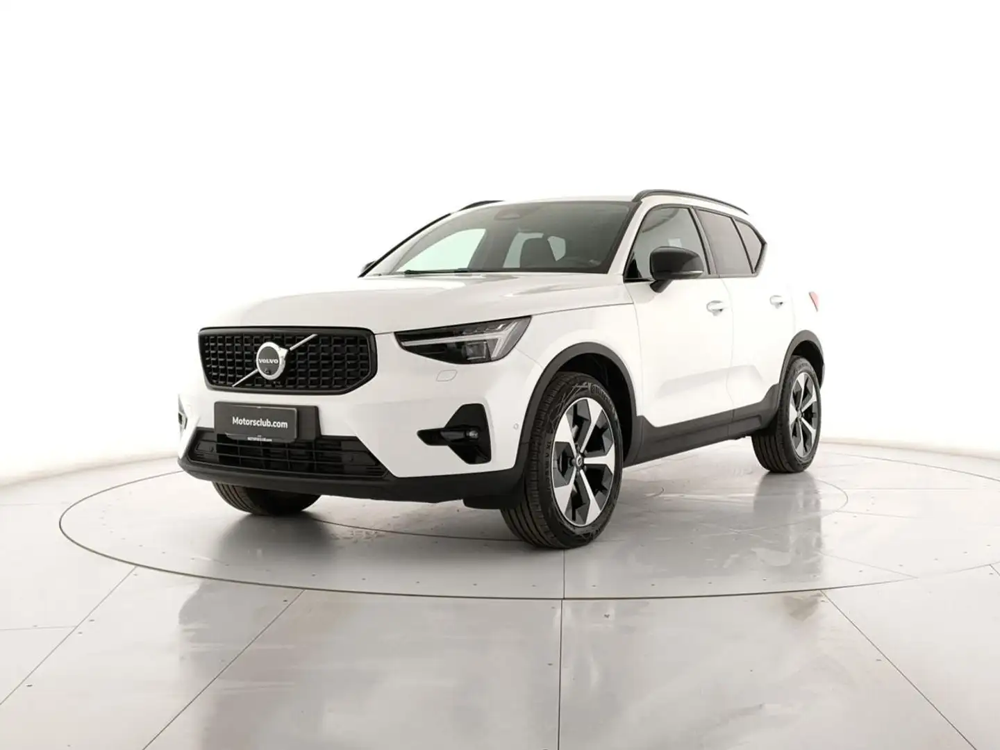Volvo XC40 B3 automatico Ultra Dark - Pronta consegna Bianco - 2