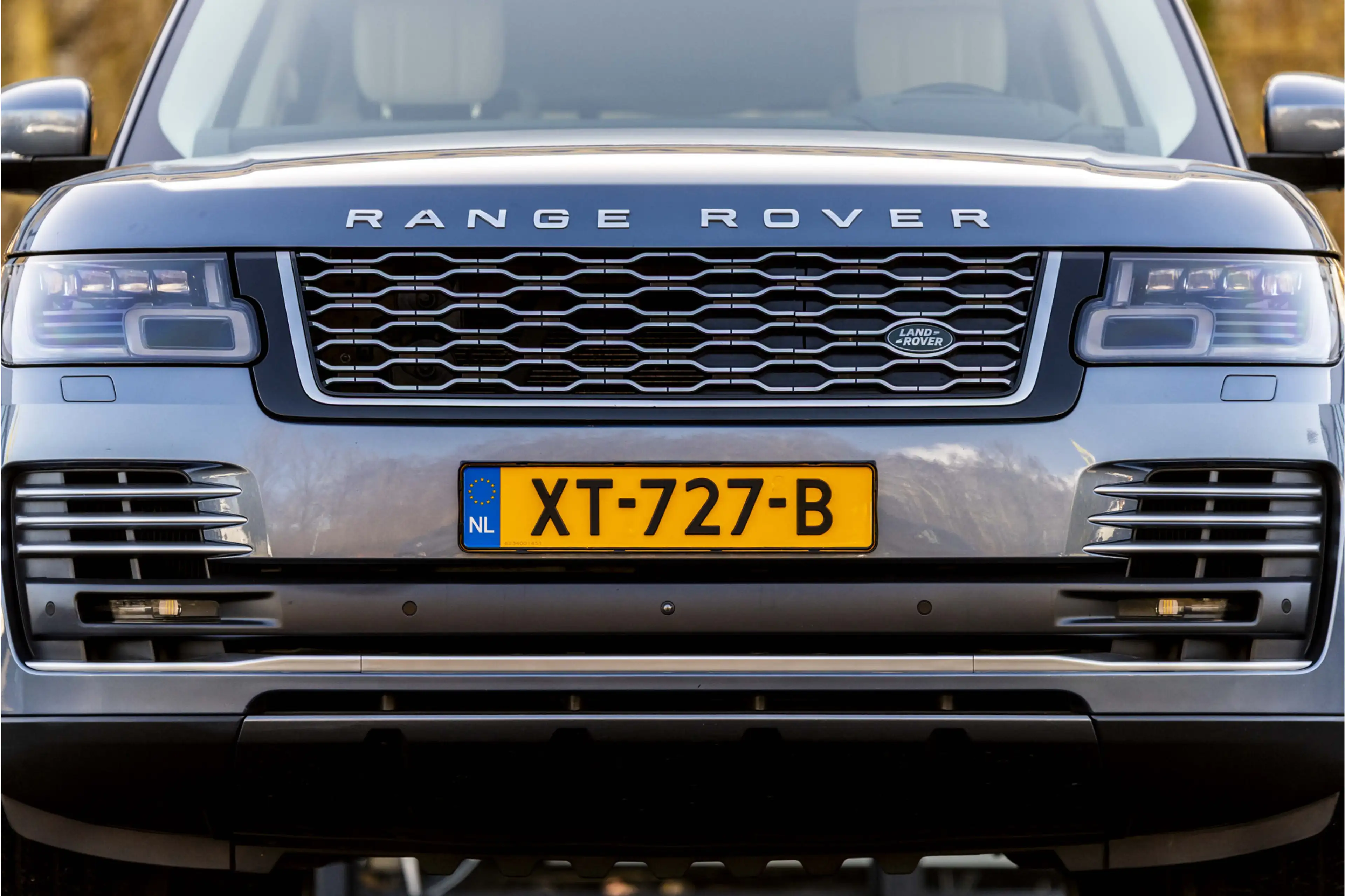 Land Rover Range Rover 2.0 P400e LWB Autobiography — photo 9
