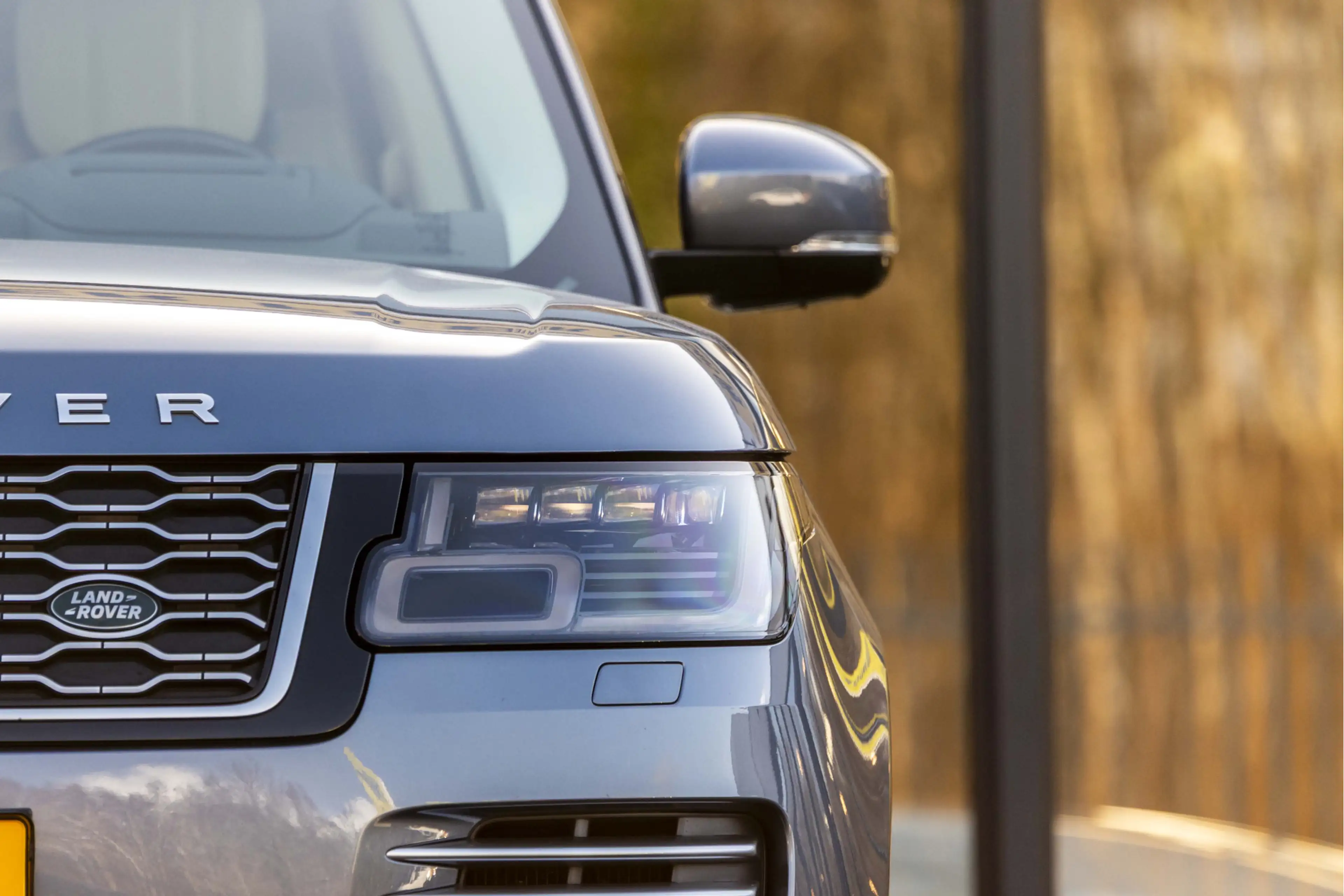 Land Rover Range Rover 2.0 P400e LWB Autobiography — photo 10
